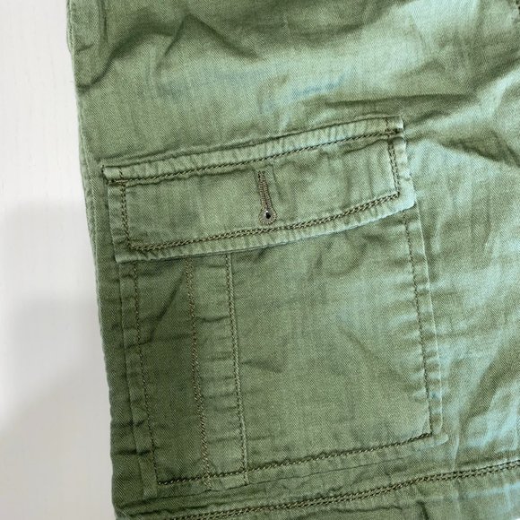 *Clearance* NWT American Eagle Outfitters Green Cargo Button Up Top Size Medium - Picture 5 of 5